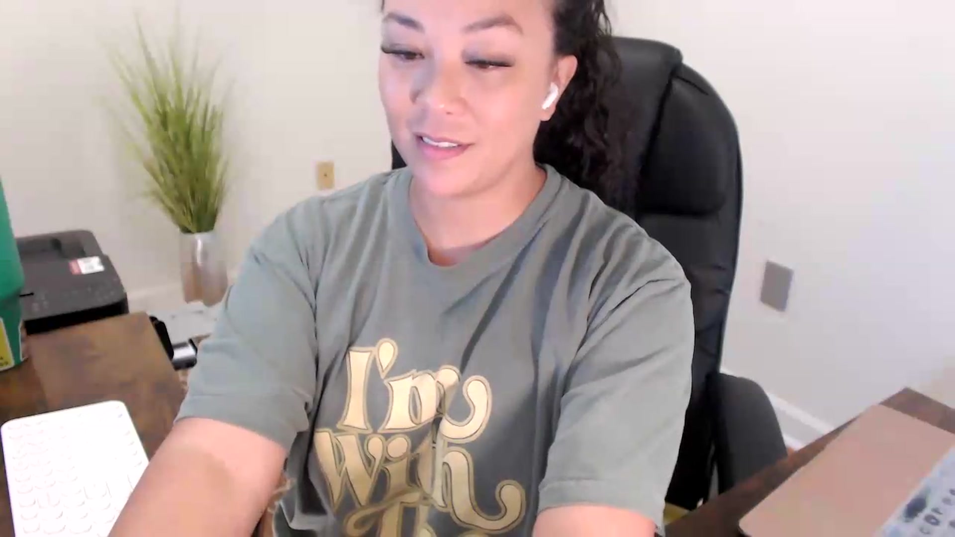 Gallery image thumbnail from MickaylaStar's myfreecams stream on, 07/03/2026, 15:43 image 19 of 20