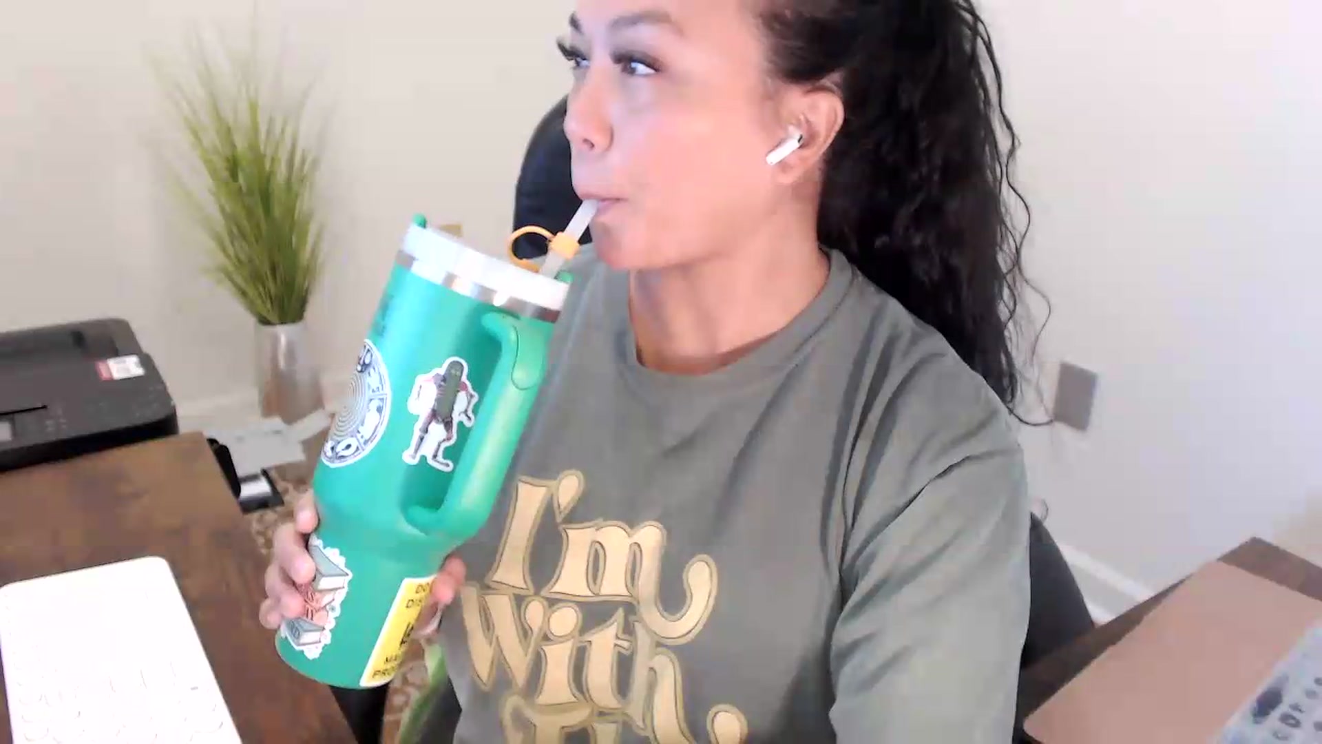 Gallery image thumbnail from MickaylaStar's myfreecams stream on, 07/03/2026, 16:21 image 4 of 20