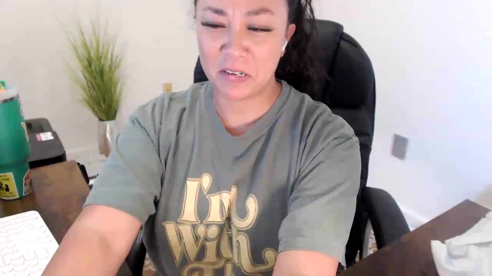 Gallery image thumbnail from MickaylaStar's myfreecams stream on, 07/03/2026, 17:32 image 7 of 20