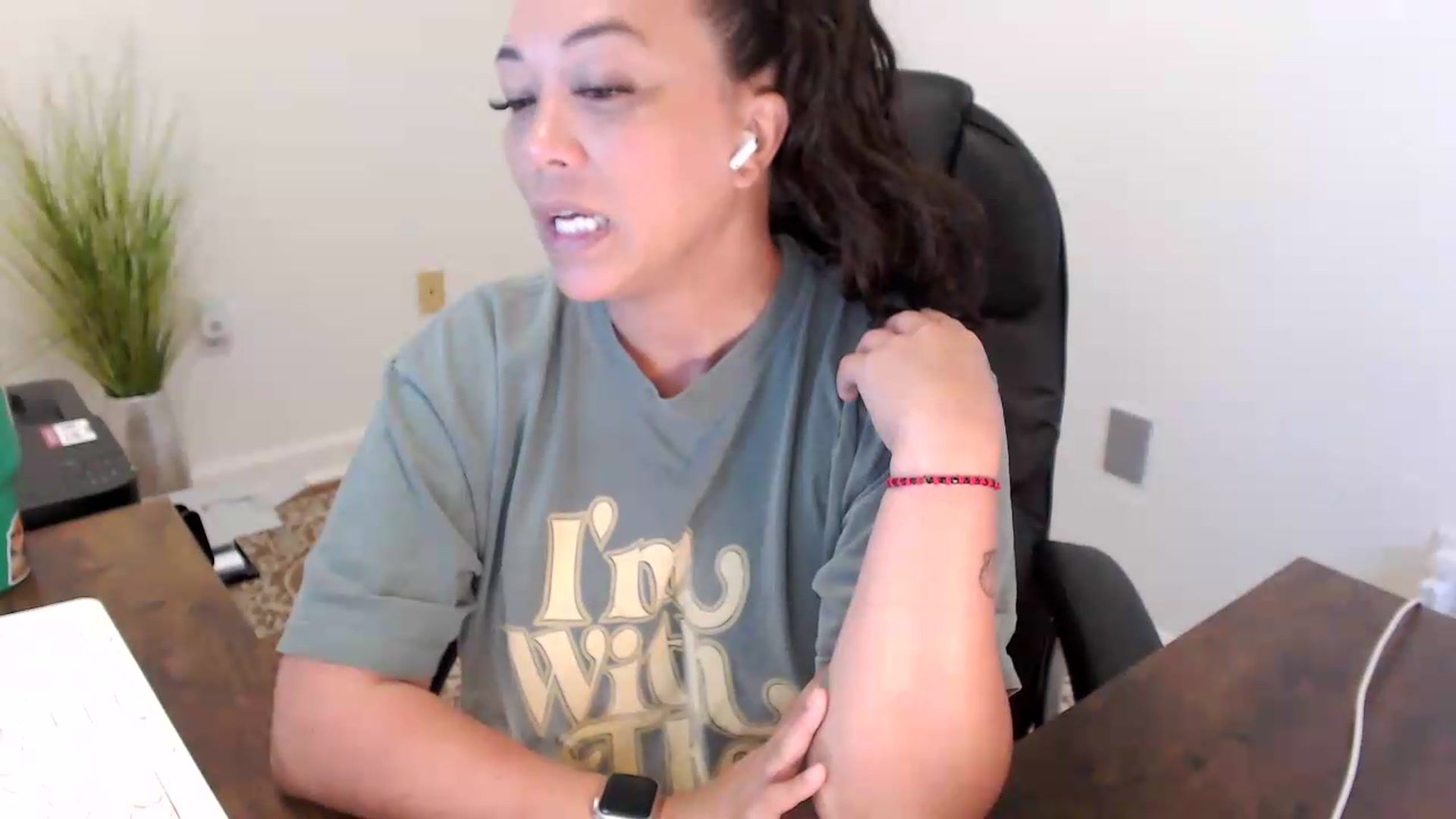 Gallery image thumbnail from MickaylaStar's myfreecams stream on, 07/08/2026, 14:50 image 13 of 20