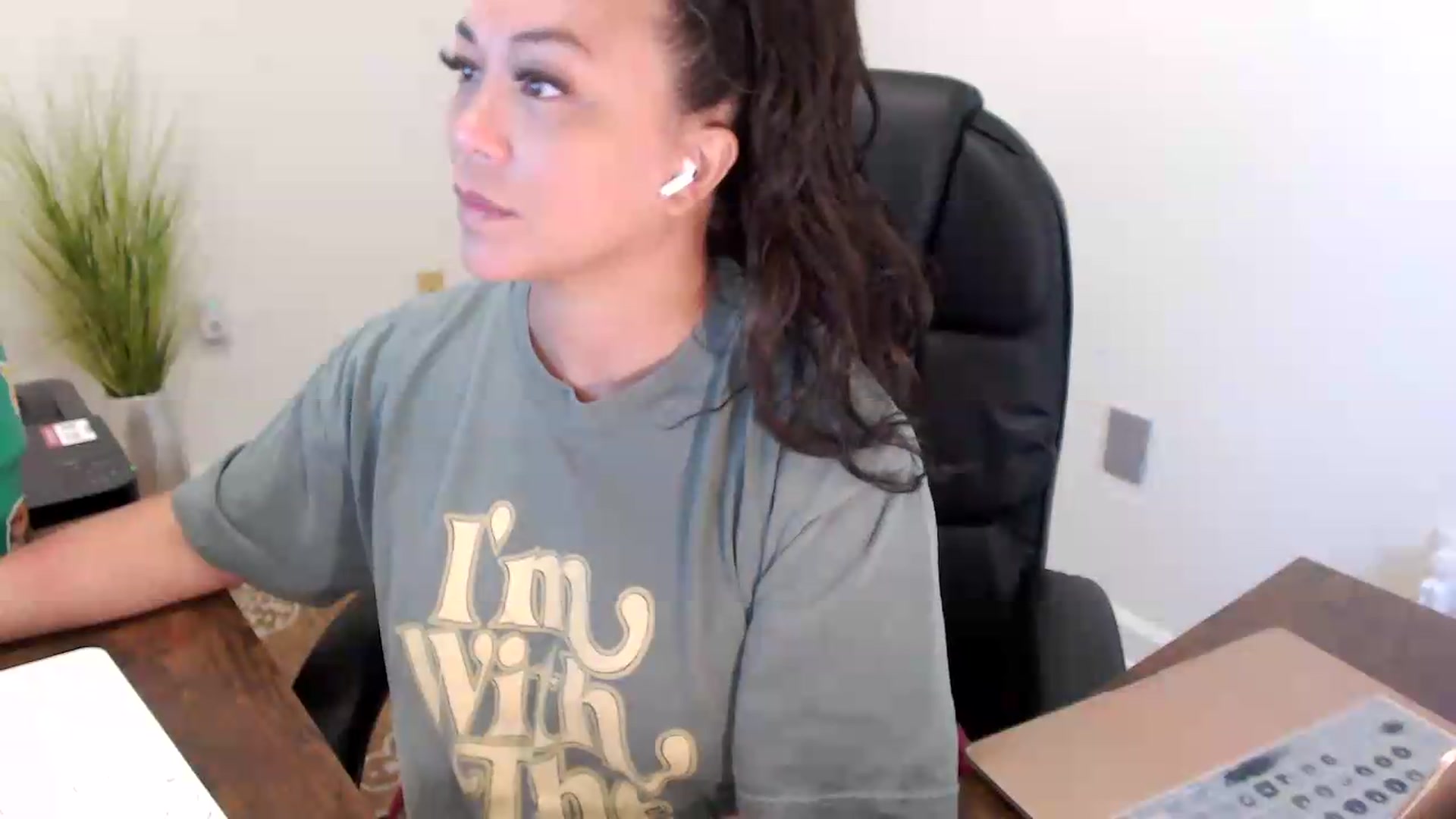 Gallery image thumbnail from MickaylaStar's myfreecams stream on, 07/08/2026, 15:23 image 20 of 20