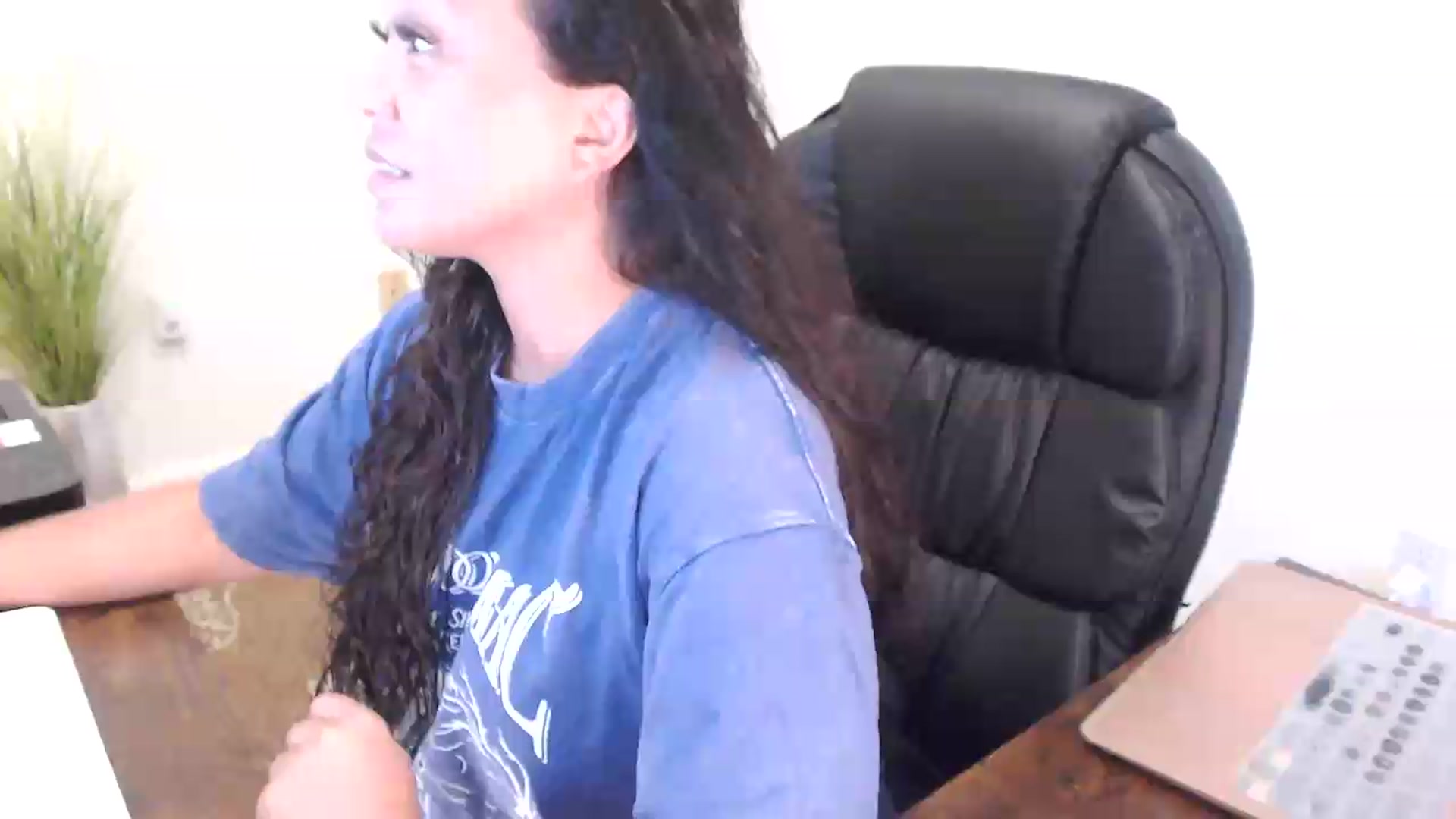 Gallery image thumbnail from MickaylaStar's myfreecams stream on, 07/13/2026, 15:10 image 19 of 20