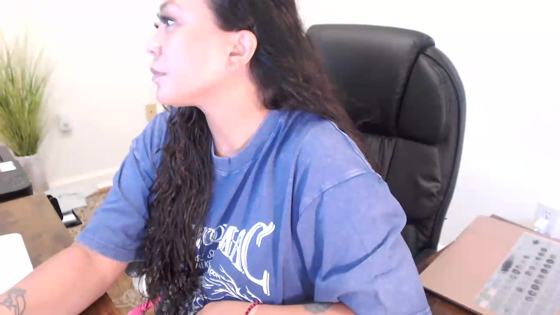 Gallery image thumbnail from MickaylaStar's myfreecams stream on, 07/13/2026, 15:10 image 7 of 20