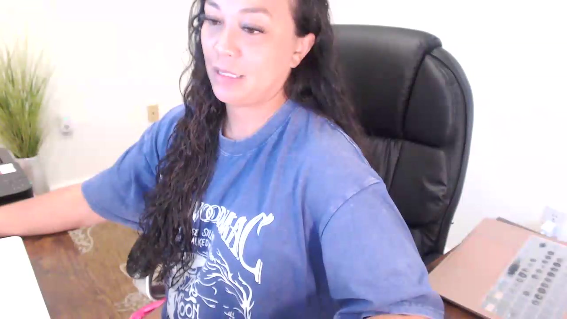 Gallery image thumbnail from MickaylaStar's myfreecams stream on, 07/13/2026, 15:10 image 12 of 20