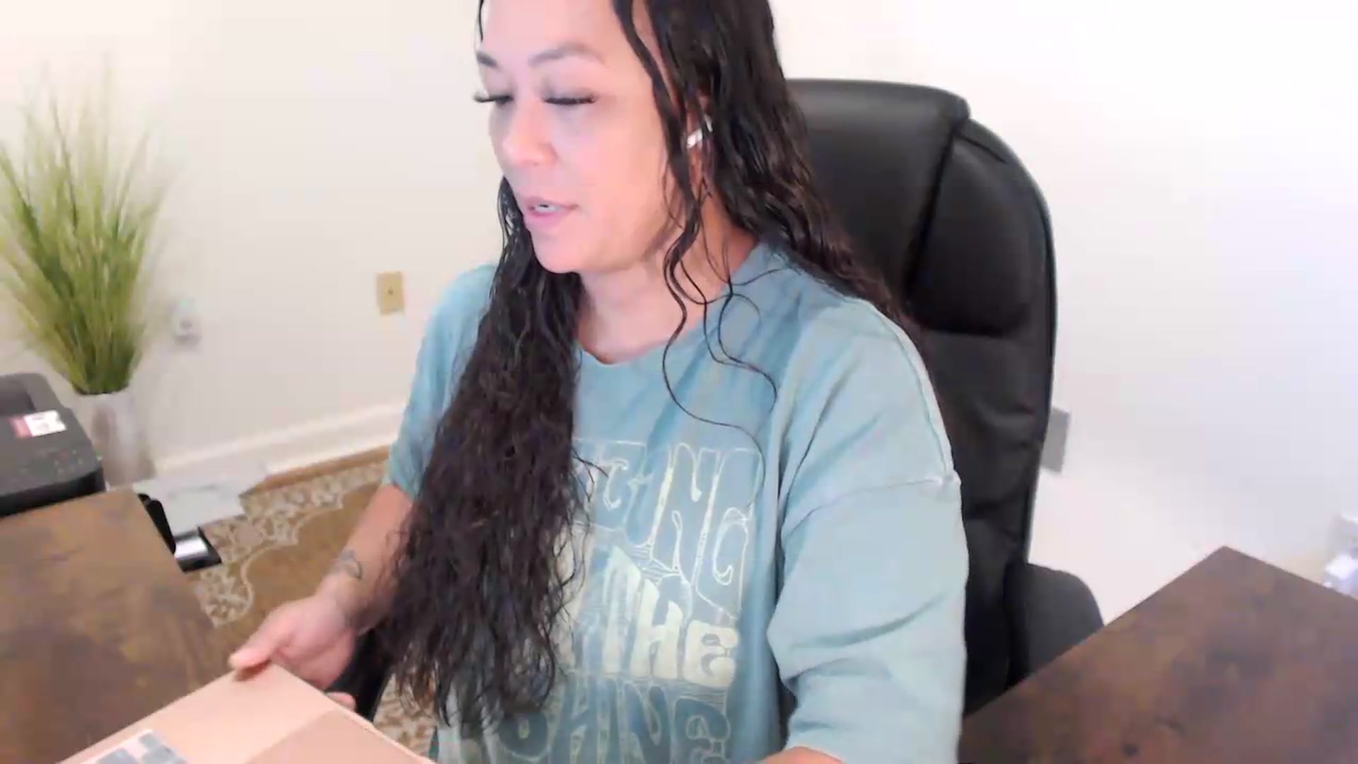 Gallery image thumbnail from MickaylaStar's myfreecams stream on, 07/15/2026, 15:08 image 18 of 20