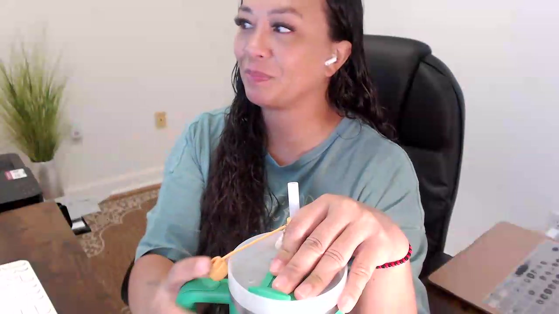 Gallery image thumbnail from MickaylaStar's myfreecams stream on, 07/15/2026, 15:08 image 6 of 20