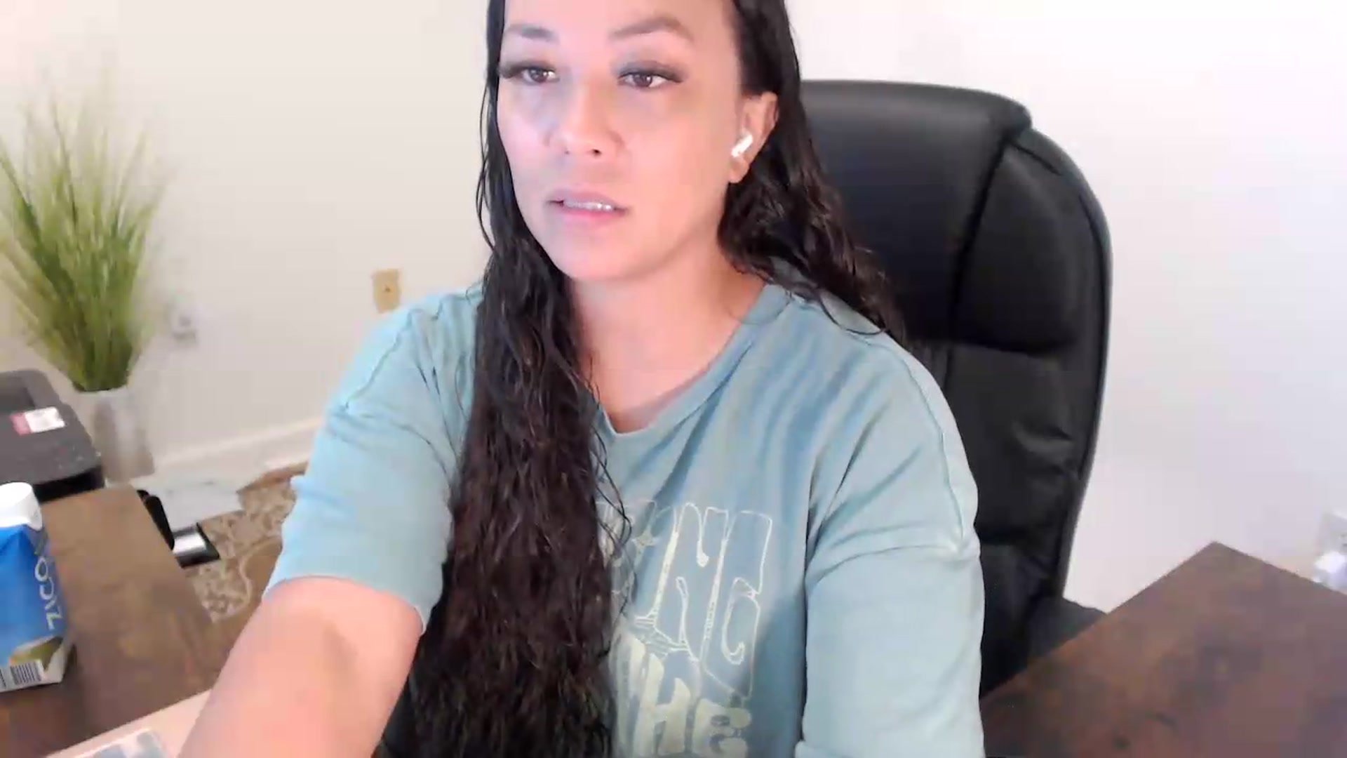 Gallery image thumbnail from MickaylaStar's myfreecams stream on, 07/15/2026, 15:08 image 13 of 20