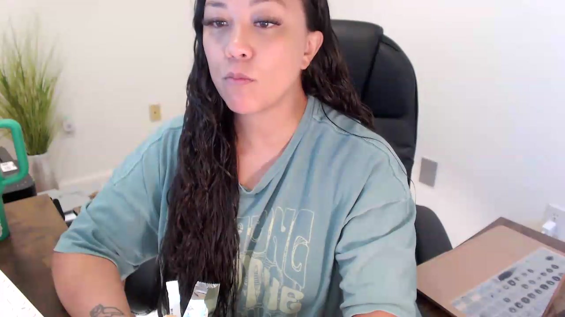 Gallery image thumbnail from MickaylaStar's myfreecams stream on, 07/15/2026, 16:54 image 15 of 20