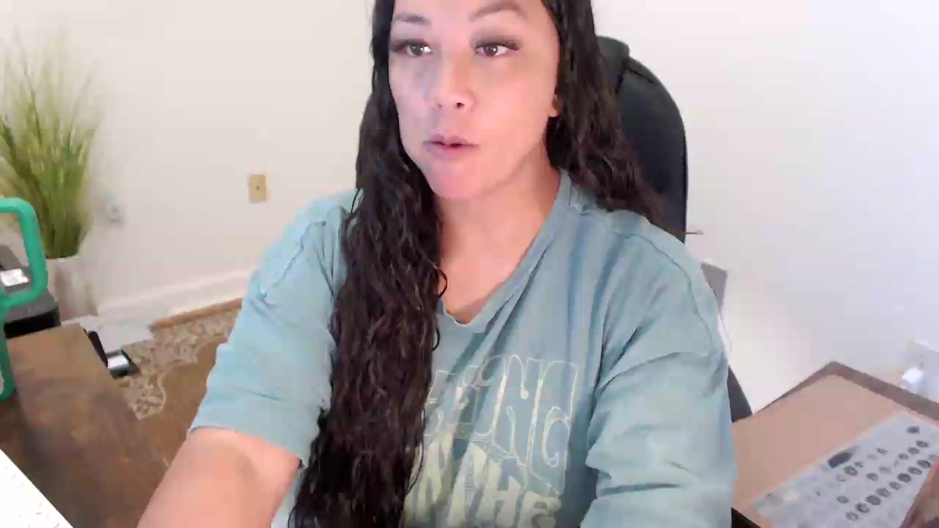 Gallery image thumbnail from MickaylaStar's myfreecams stream on, 07/15/2026, 16:54 image 17 of 20