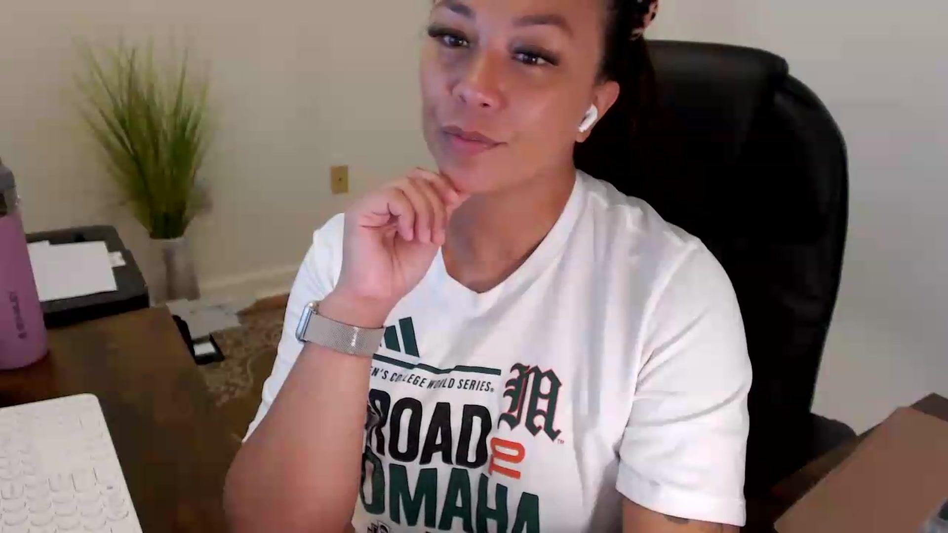 Gallery image thumbnail from MickaylaStar's myfreecams stream on, 07/21/2026, 16:41 image 7 of 20