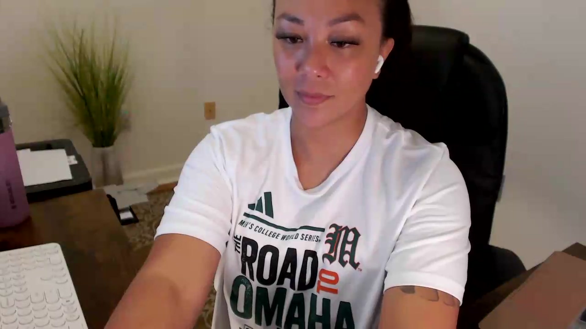 Gallery image thumbnail from MickaylaStar's myfreecams stream on, 07/21/2026, 16:41 image 2 of 20