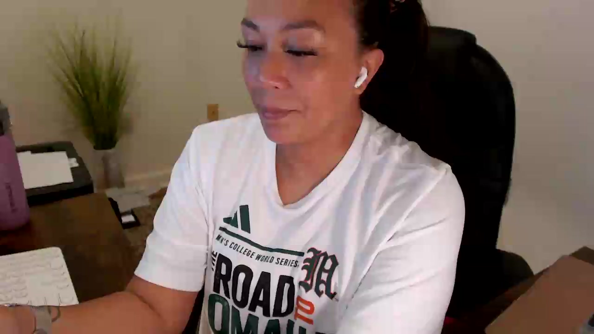 Gallery image thumbnail from MickaylaStar's myfreecams stream on, 07/21/2026, 16:41 image 1 of 20