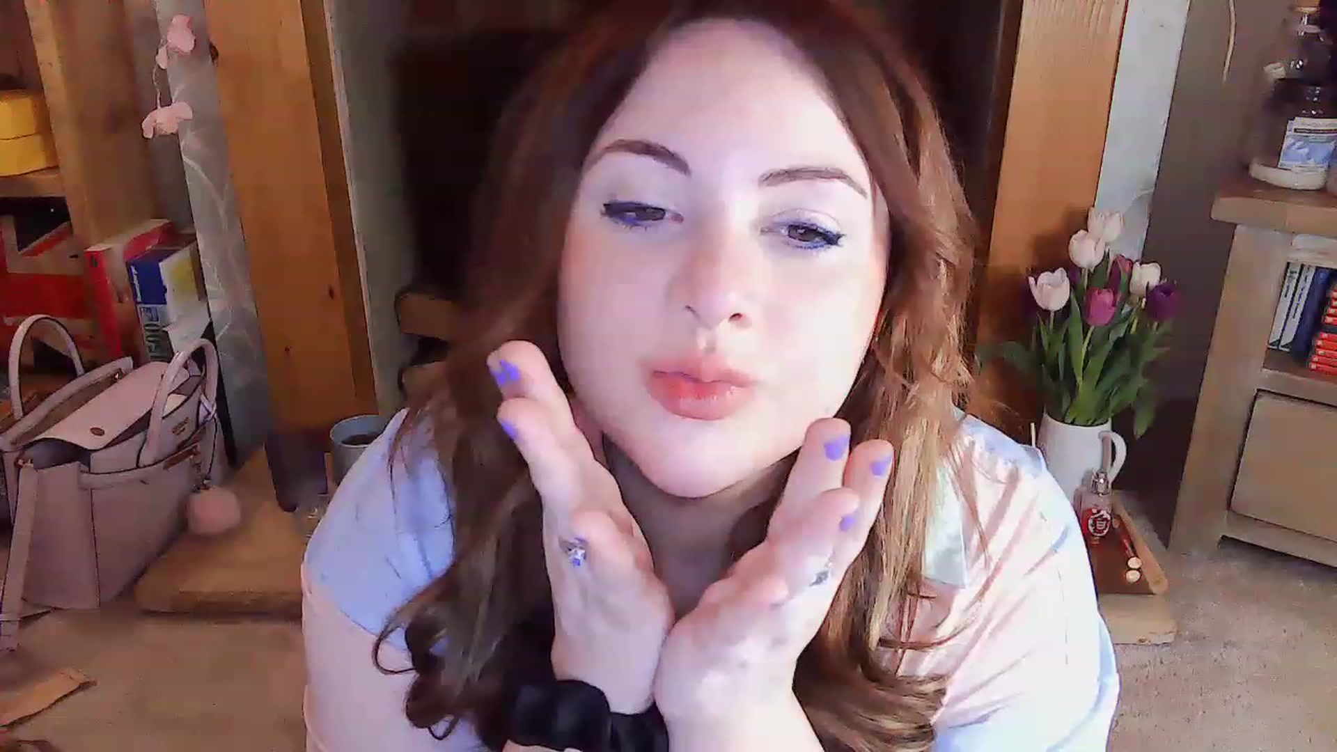 Gallery image thumbnail from MidnightBunny's myfreecams stream on, 03/12/2023, 08:32 image 18 of 20