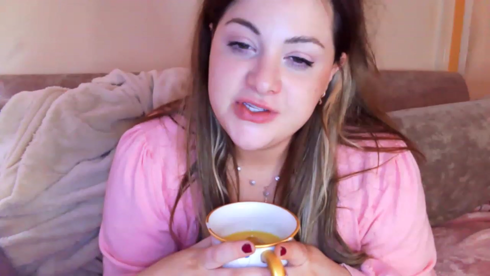 Gallery image thumbnail from MidnightBunny's myfreecams stream on, 05/08/2023, 06:49 image 5 of 20