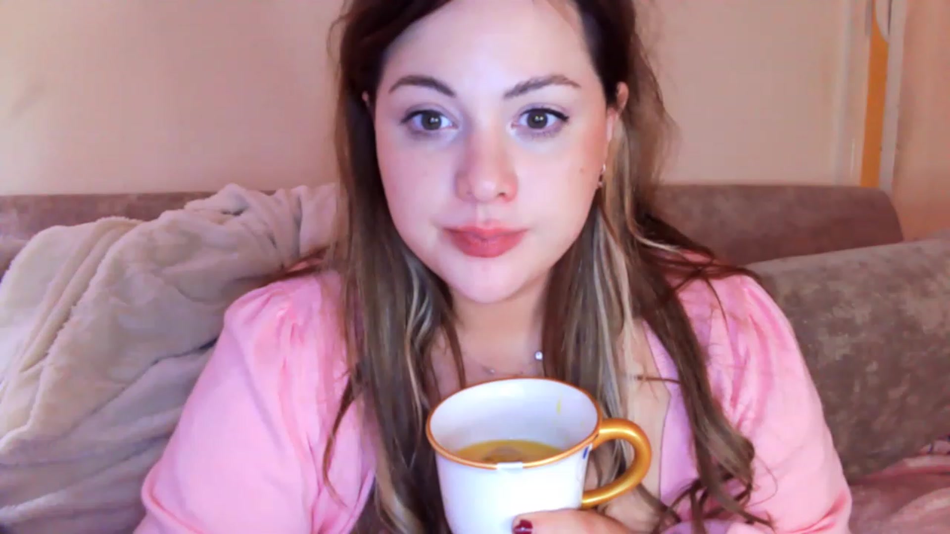 Gallery image thumbnail from MidnightBunny's myfreecams stream on, 05/08/2023, 06:49 image 4 of 20