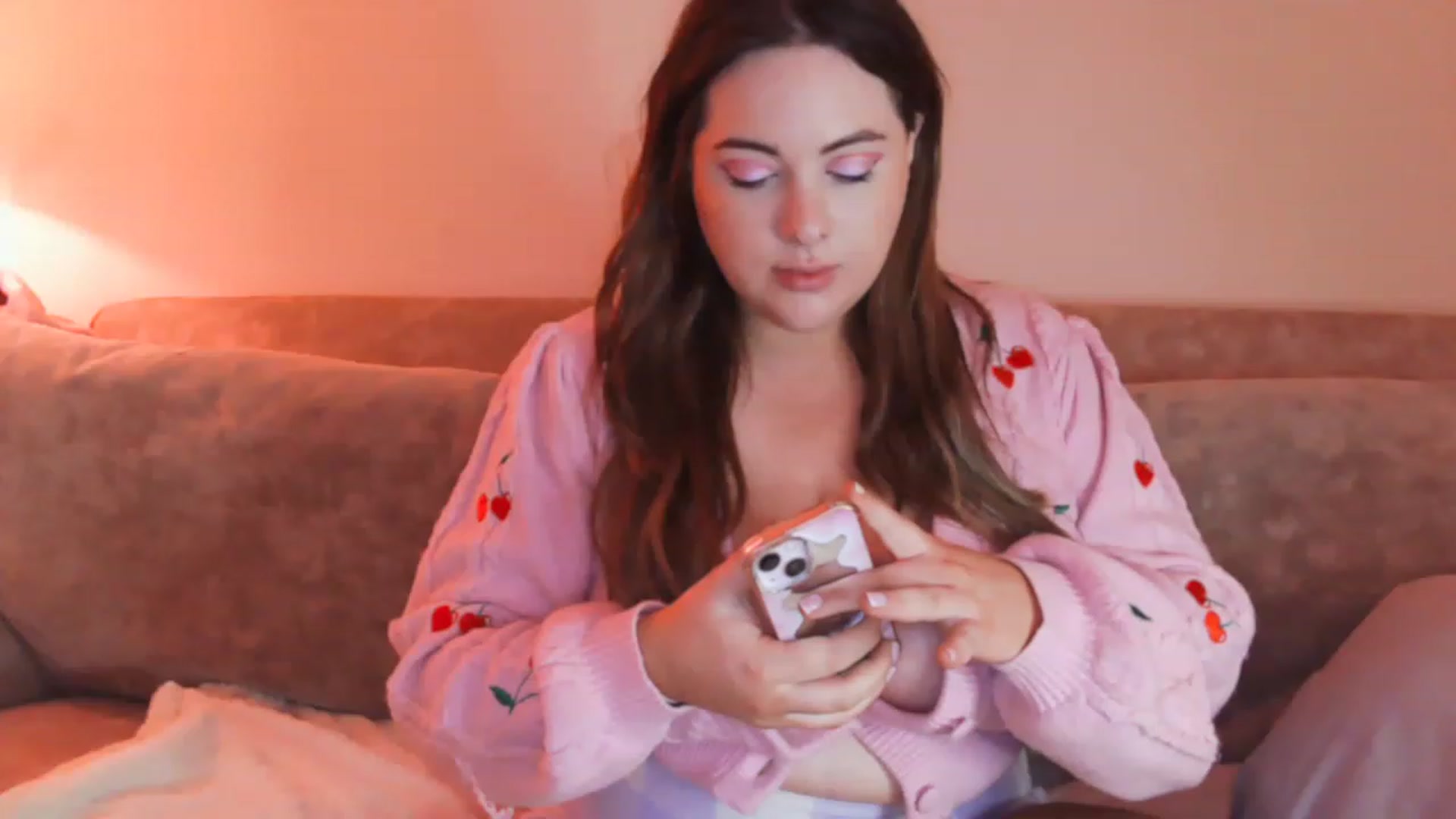 Gallery image thumbnail from MidnightBunny's myfreecams stream on, 05/24/2023, 08:21 image 1 of 20