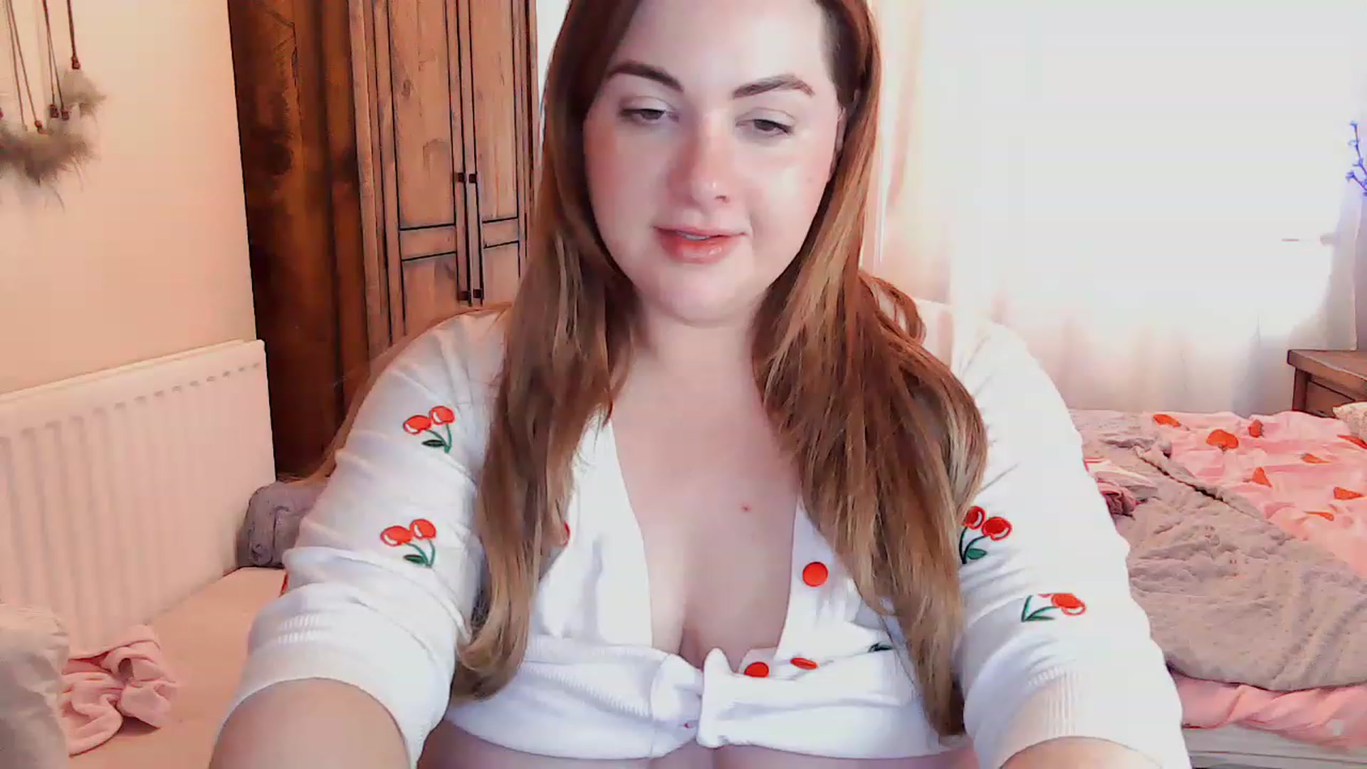 Gallery image thumbnail from MidnightBunny's myfreecams stream on, 06/11/2023, 14:24 image 17 of 20