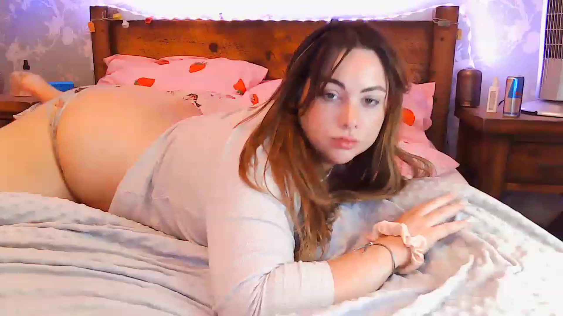 Gallery image thumbnail from MidnightBunny's myfreecams stream on, 07/06/2023, 06:17 image 7 of 20