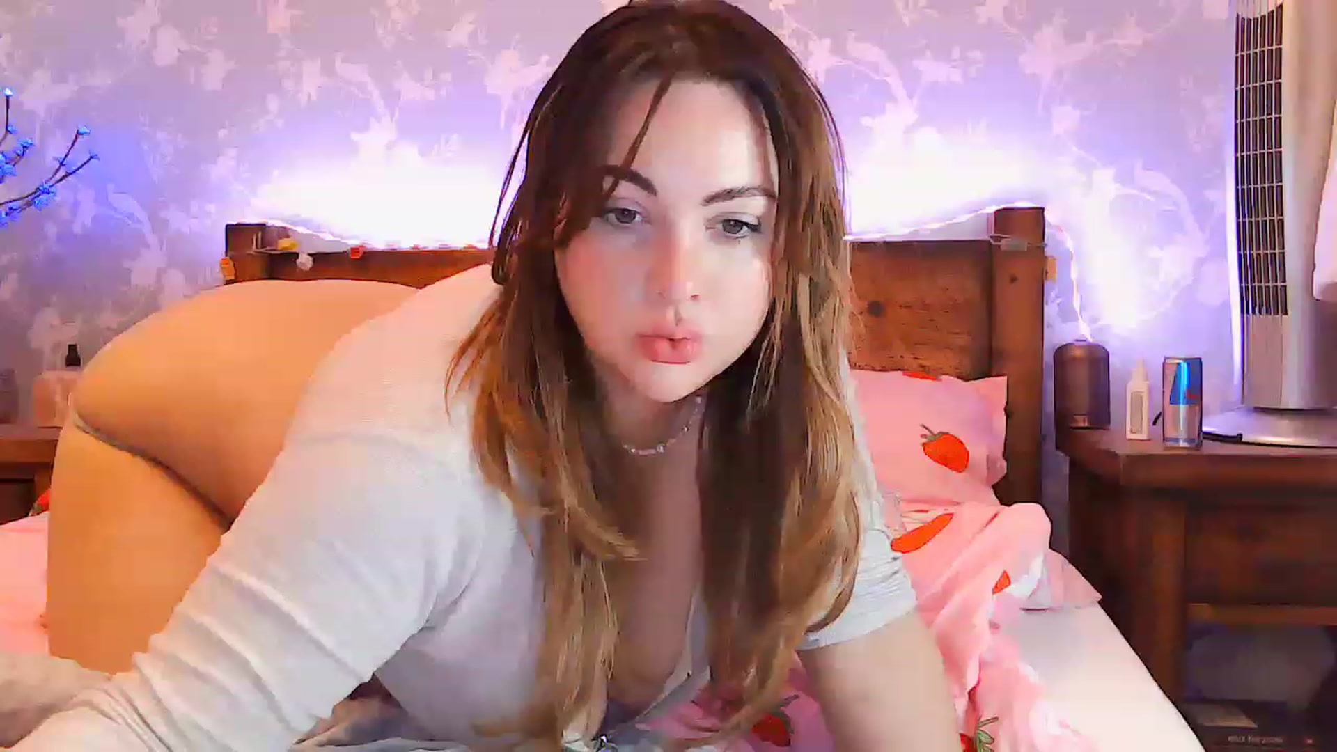 Gallery image thumbnail from MidnightBunny's myfreecams stream on, 07/06/2023, 06:17 image 8 of 20