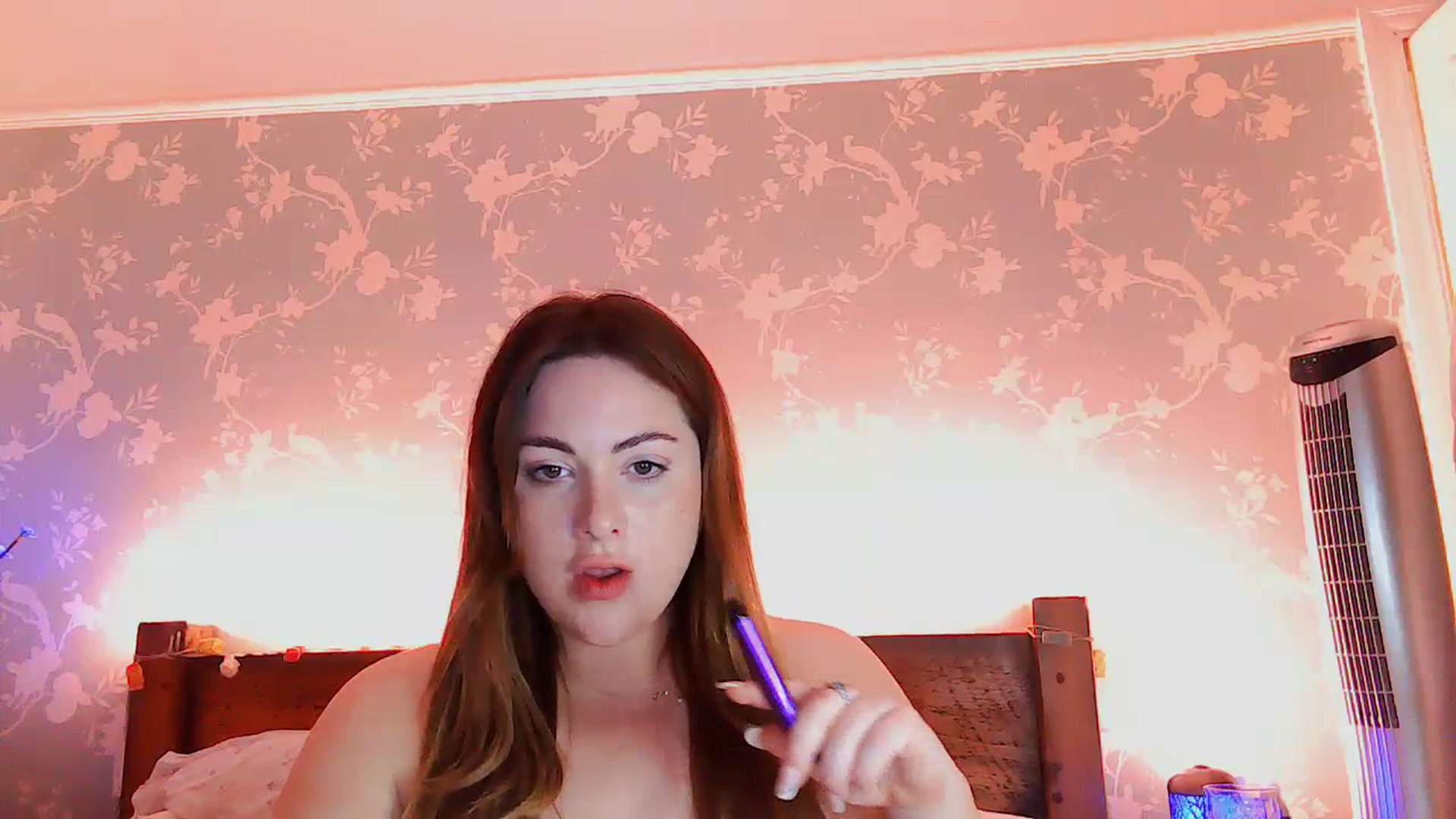 Gallery image thumbnail from MidnightBunny's myfreecams stream on, 07/10/2023, 03:35 image 8 of 20