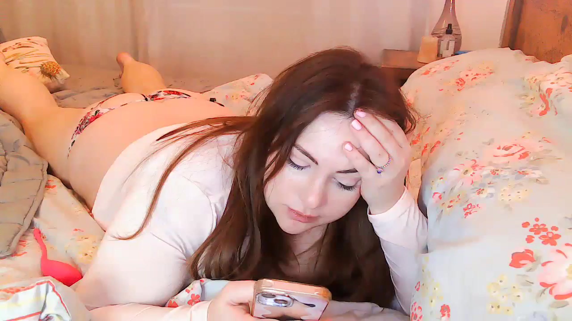 Gallery image thumbnail from MidnightBunny's myfreecams stream on, 09/01/2023, 07:35 image 18 of 20
