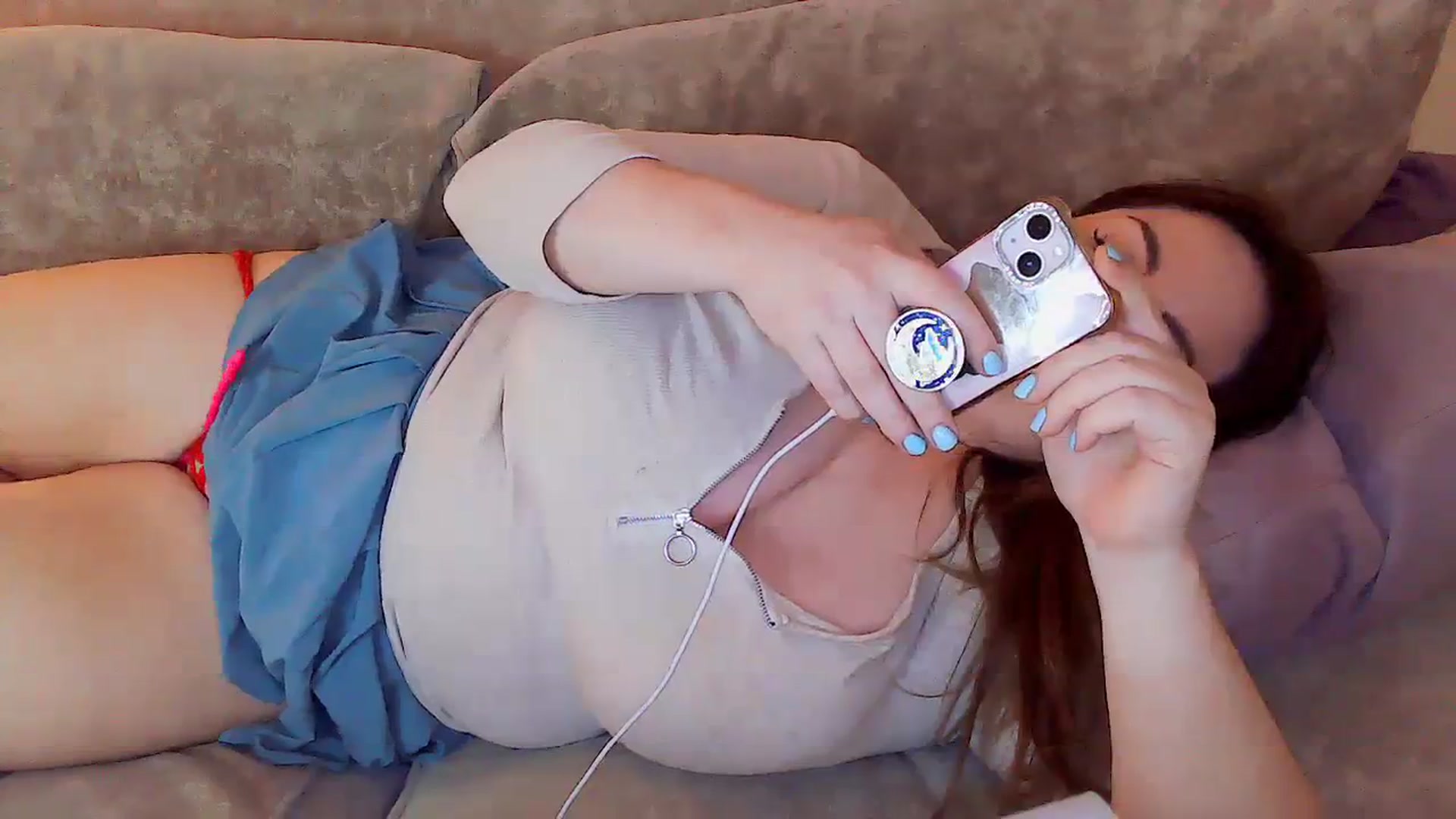 Gallery image thumbnail from MidnightBunny's myfreecams stream on, 09/23/2023, 07:12 image 12 of 20