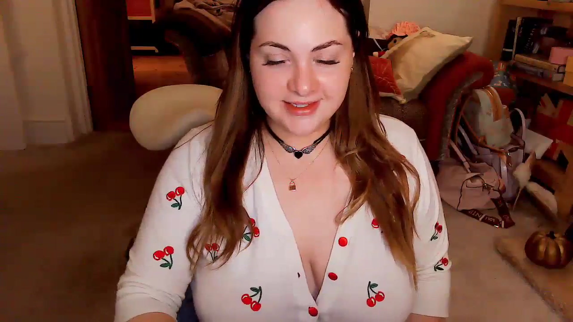 Gallery image thumbnail from MidnightBunny's myfreecams stream on, 11/22/2023, 06:08 image 15 of 20