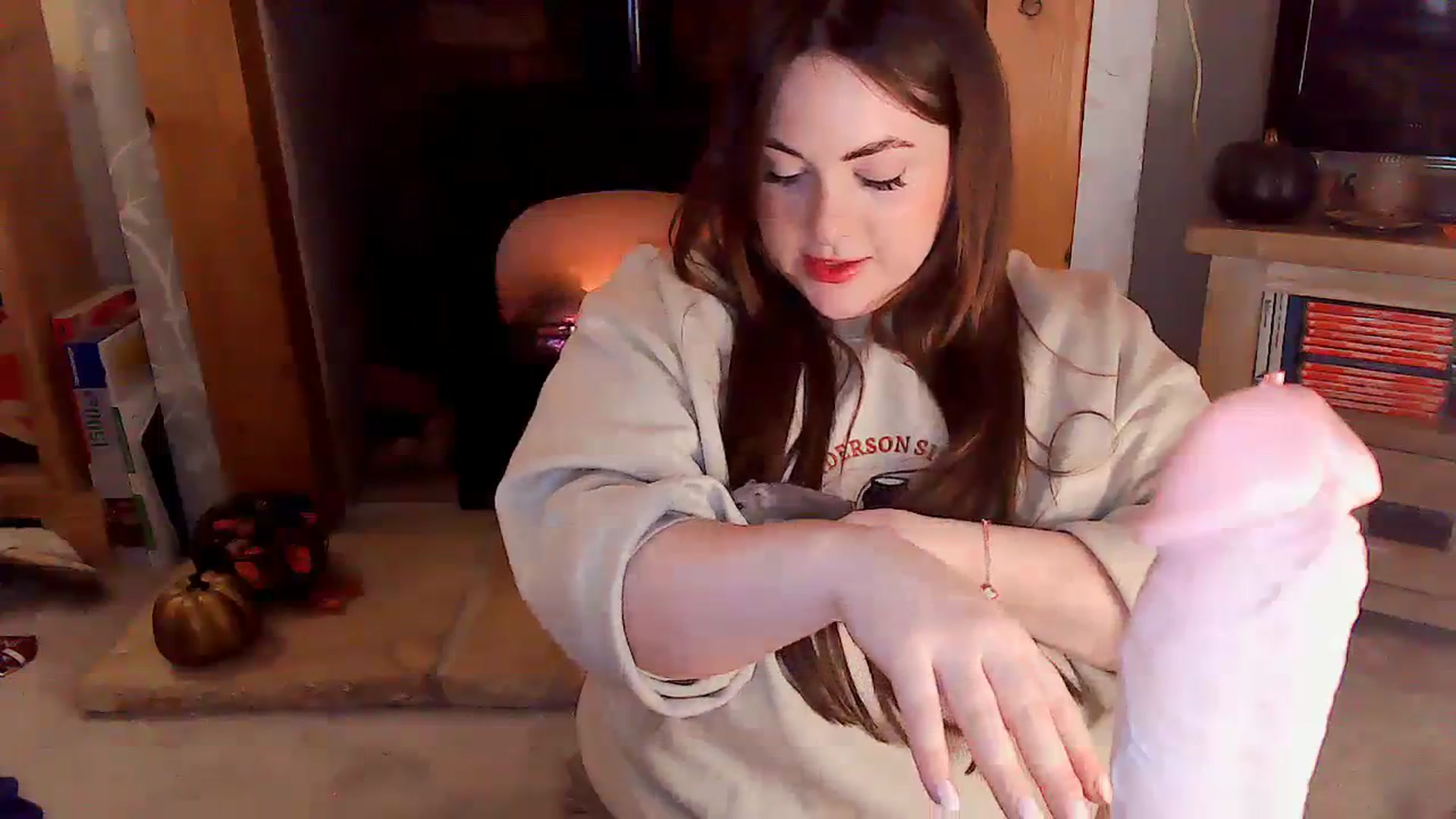 Gallery image thumbnail from MidnightBunny's myfreecams stream on, 11/27/2023, 14:04 image 13 of 20