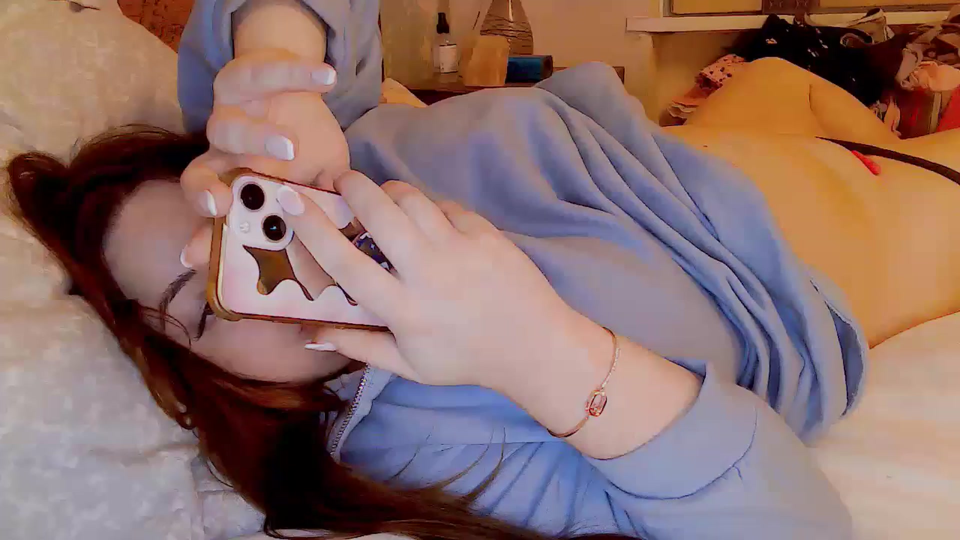 Gallery image thumbnail from MidnightBunny's myfreecams stream on, 12/08/2023, 05:25 image 20 of 20