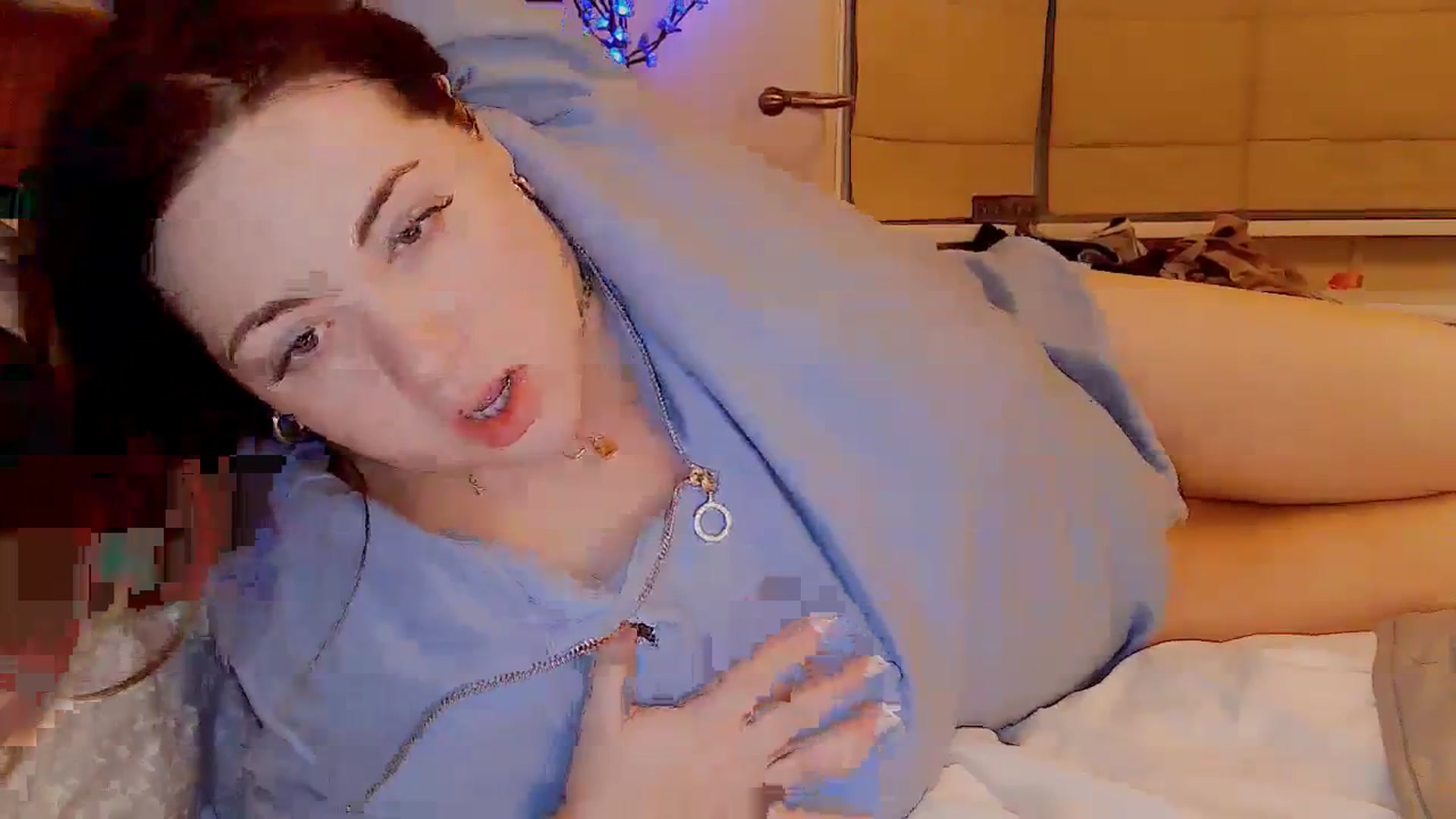 Gallery image thumbnail from MidnightBunny's myfreecams stream on, 12/08/2023, 05:25 image 7 of 20