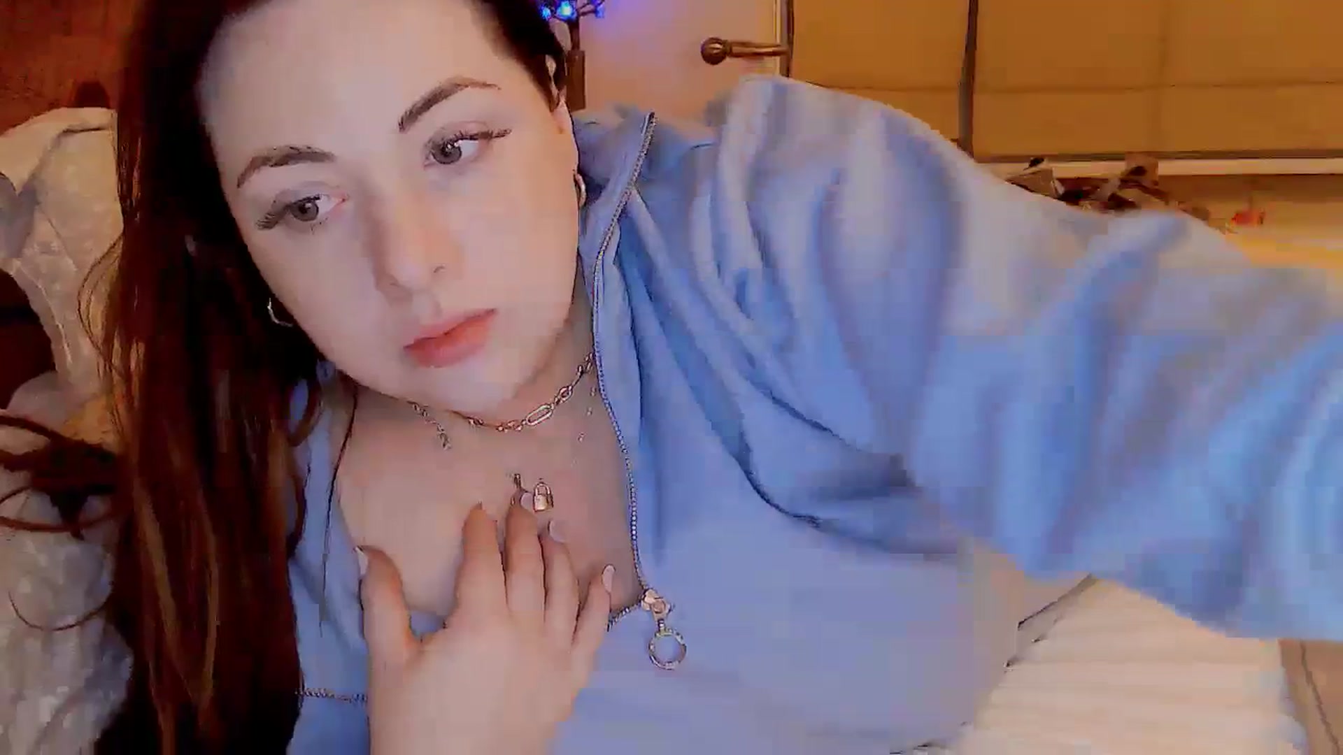 Gallery image thumbnail from MidnightBunny's myfreecams stream on, 12/08/2023, 05:25 image 8 of 20