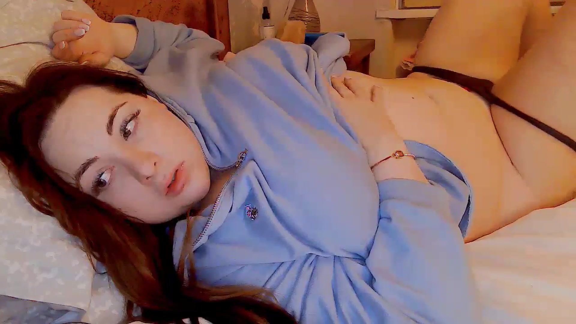 Gallery image thumbnail from MidnightBunny's myfreecams stream on, 12/08/2023, 05:25 image 15 of 20