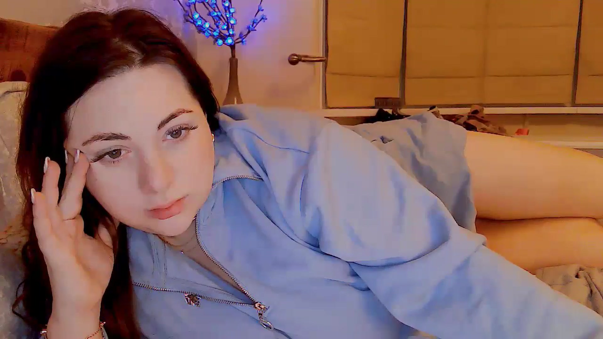 Gallery image thumbnail from MidnightBunny's myfreecams stream on, 12/08/2023, 05:25 image 2 of 20