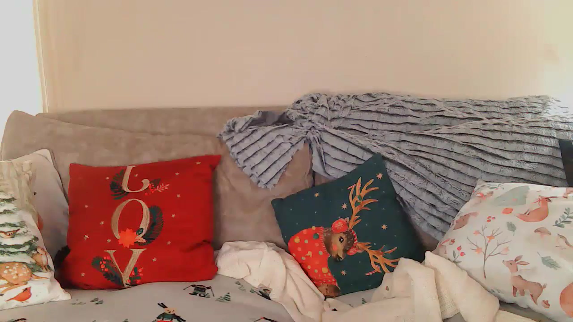 Gallery image thumbnail from MidnightBunny's myfreecams stream on, 12/18/2023, 11:06 image 6 of 20