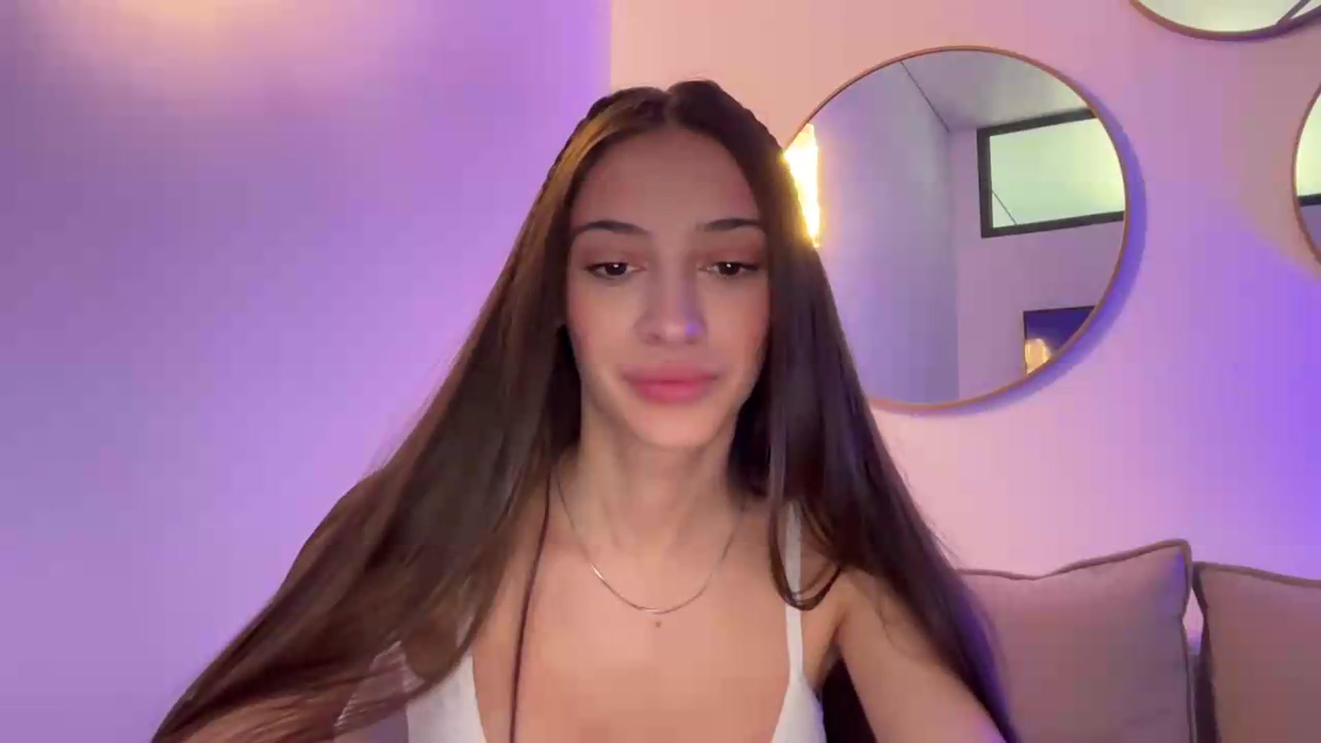 Gallery image thumbnail from MidnightElle's myfreecams stream on, 08/11/2026, 07:30 image 19 of 20