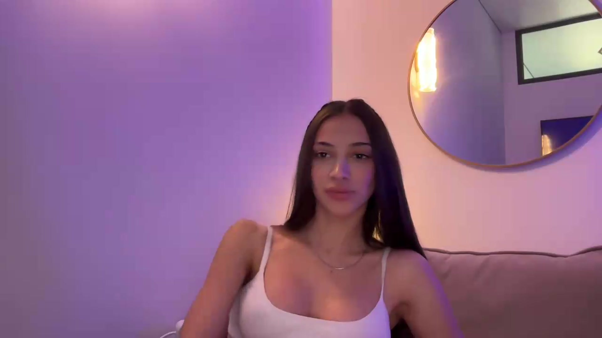 Gallery image thumbnail from MidnightElle's myfreecams stream on, 08/11/2026, 08:01 image 17 of 20