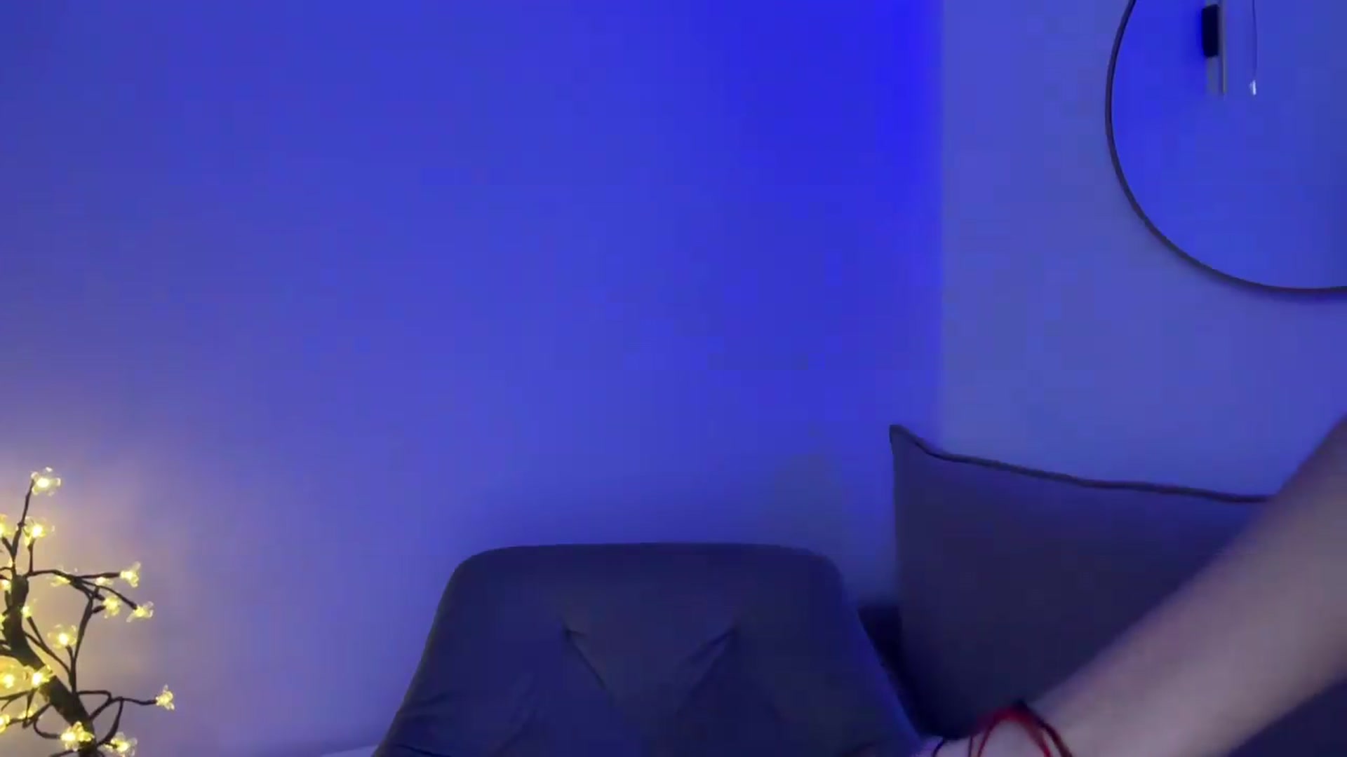 Gallery image thumbnail from MidnightElle's myfreecams stream on, 08/17/2026, 07:52 image 3 of 20
