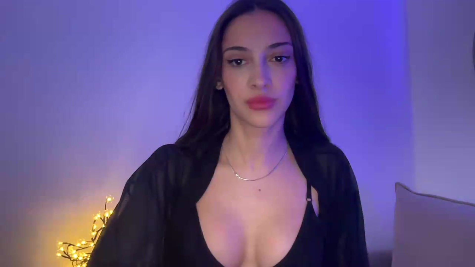 Gallery image thumbnail from MidnightElle's myfreecams stream on, 08/19/2026, 07:51 image 19 of 20