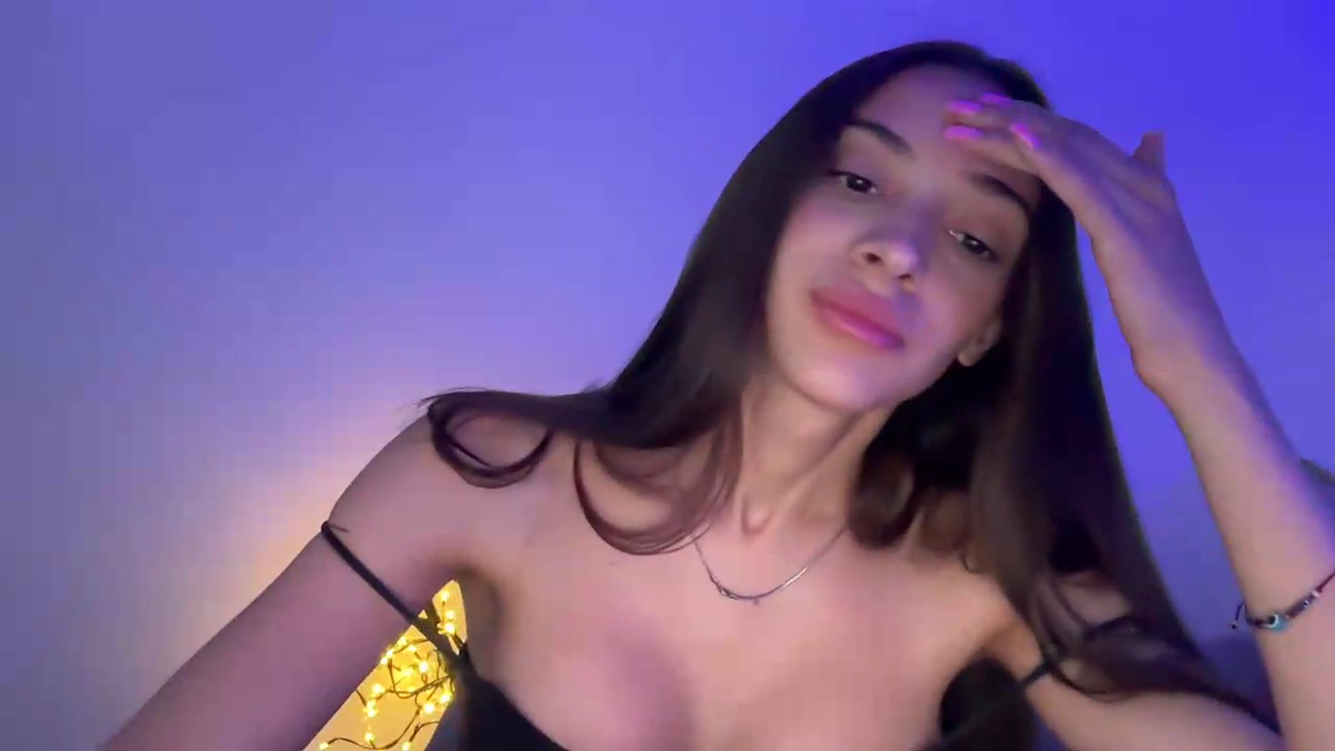 Gallery image thumbnail from MidnightElle's myfreecams stream on, 08/20/2026, 11:12 image 4 of 20