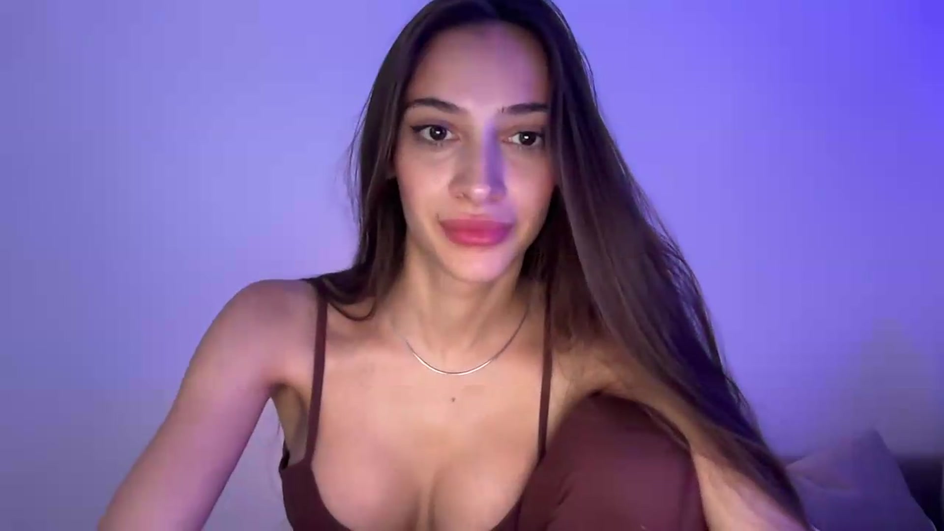 Gallery image thumbnail from MidnightElle's myfreecams stream on, 08/22/2026, 10:06 image 6 of 20