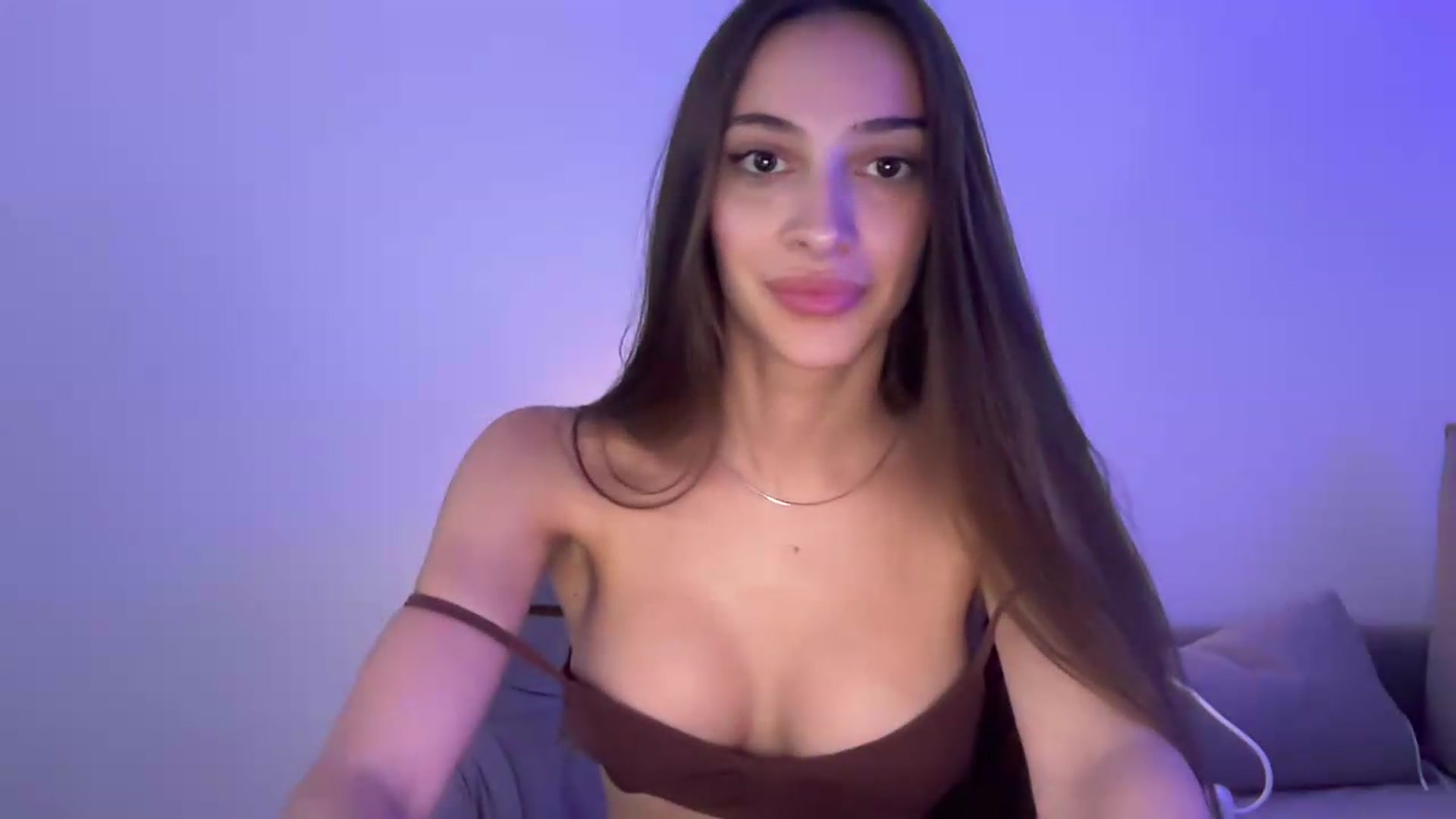 Gallery image thumbnail from MidnightElle's myfreecams stream on, 08/22/2026, 11:00 image 19 of 20