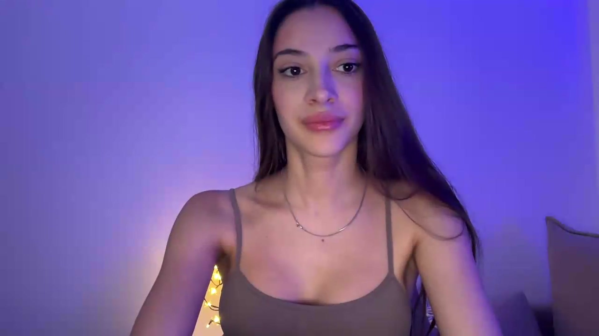 Gallery image thumbnail from MidnightElle's myfreecams stream on, 08/24/2026, 07:51 image 8 of 20