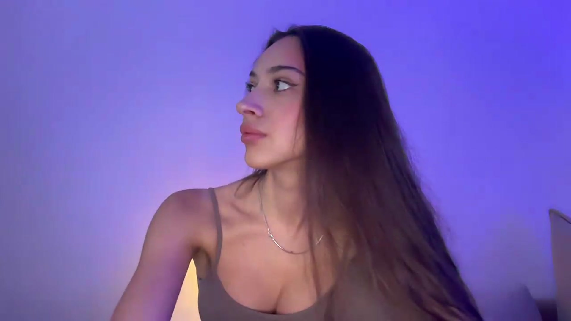 Gallery image thumbnail from MidnightElle's myfreecams stream on, 08/24/2026, 07:51 image 15 of 20