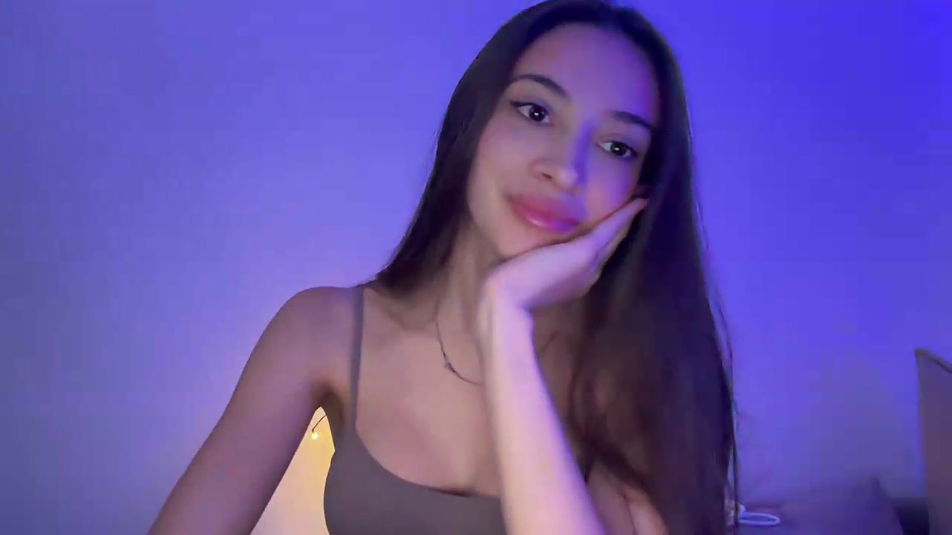 Gallery image thumbnail from MidnightElle's myfreecams stream on, 08/24/2026, 07:51 image 16 of 20