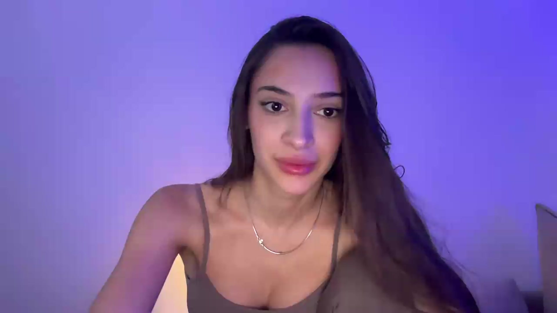 Gallery image thumbnail from MidnightElle's myfreecams stream on, 08/24/2026, 07:51 image 14 of 20