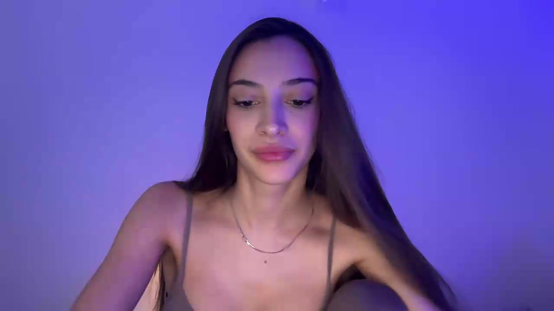 Gallery image thumbnail from MidnightElle's myfreecams stream on, 08/24/2026, 09:40 image 9 of 20