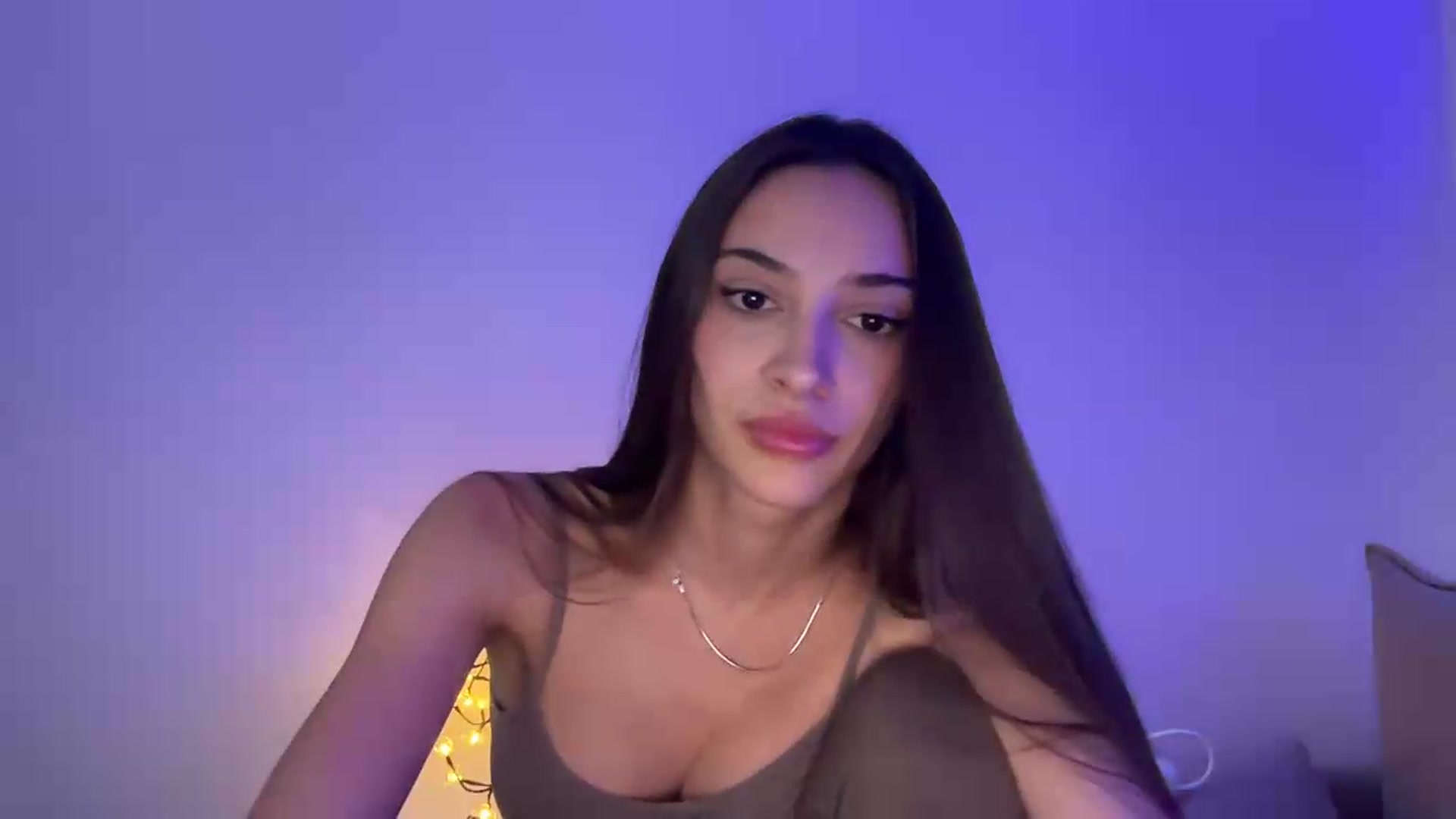 Gallery image thumbnail from MidnightElle's myfreecams stream on, 08/24/2026, 11:49 image 17 of 20