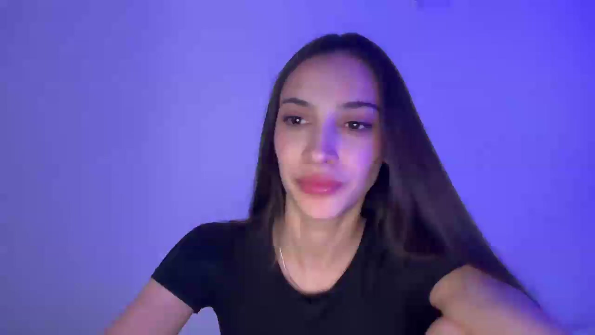 Gallery image thumbnail from MidnightElle's myfreecams stream on, 08/25/2026, 14:48 image 19 of 20