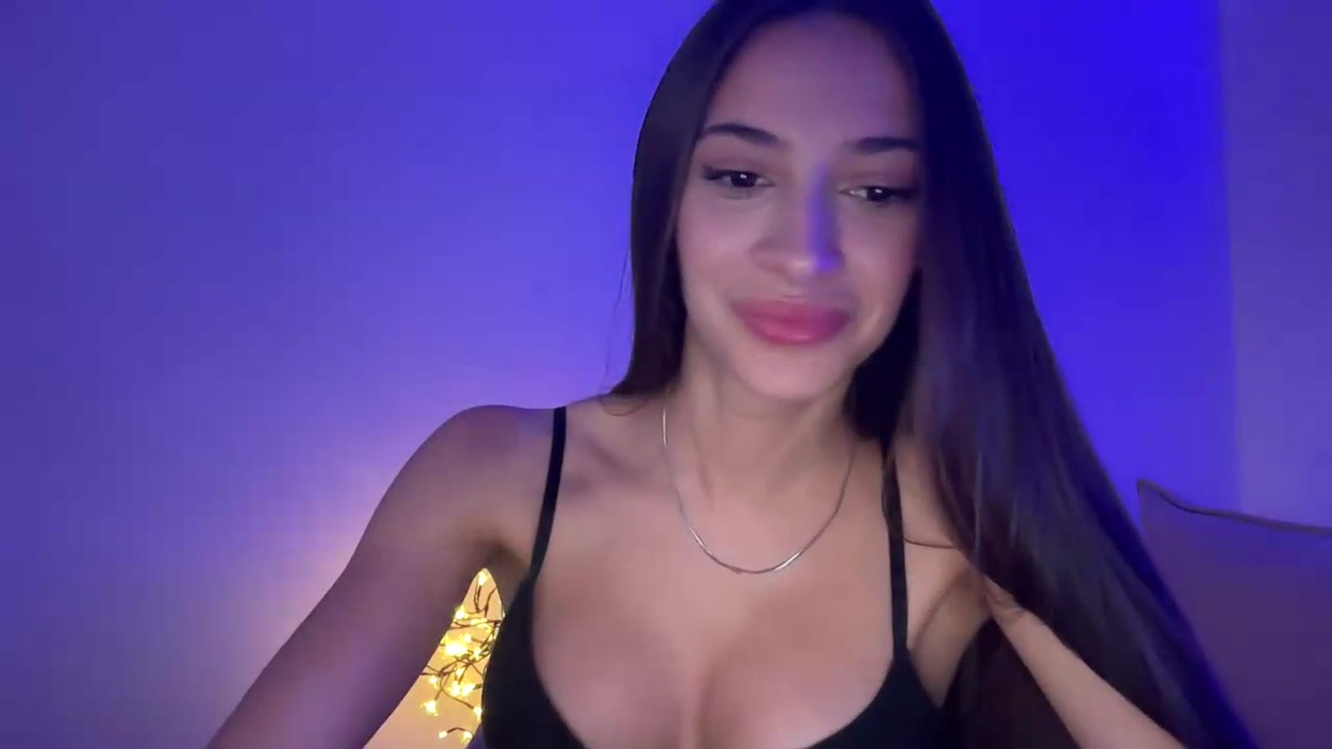Gallery image thumbnail from MidnightElle's myfreecams stream on, 08/26/2026, 07:26 image 20 of 20