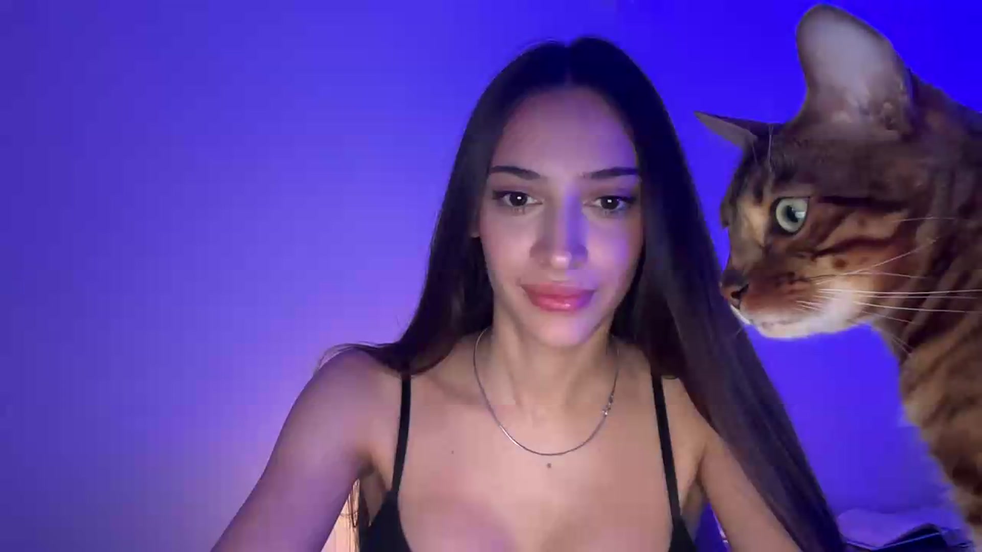 Gallery image thumbnail from MidnightElle's myfreecams stream on, 08/26/2026, 09:06 image 2 of 20